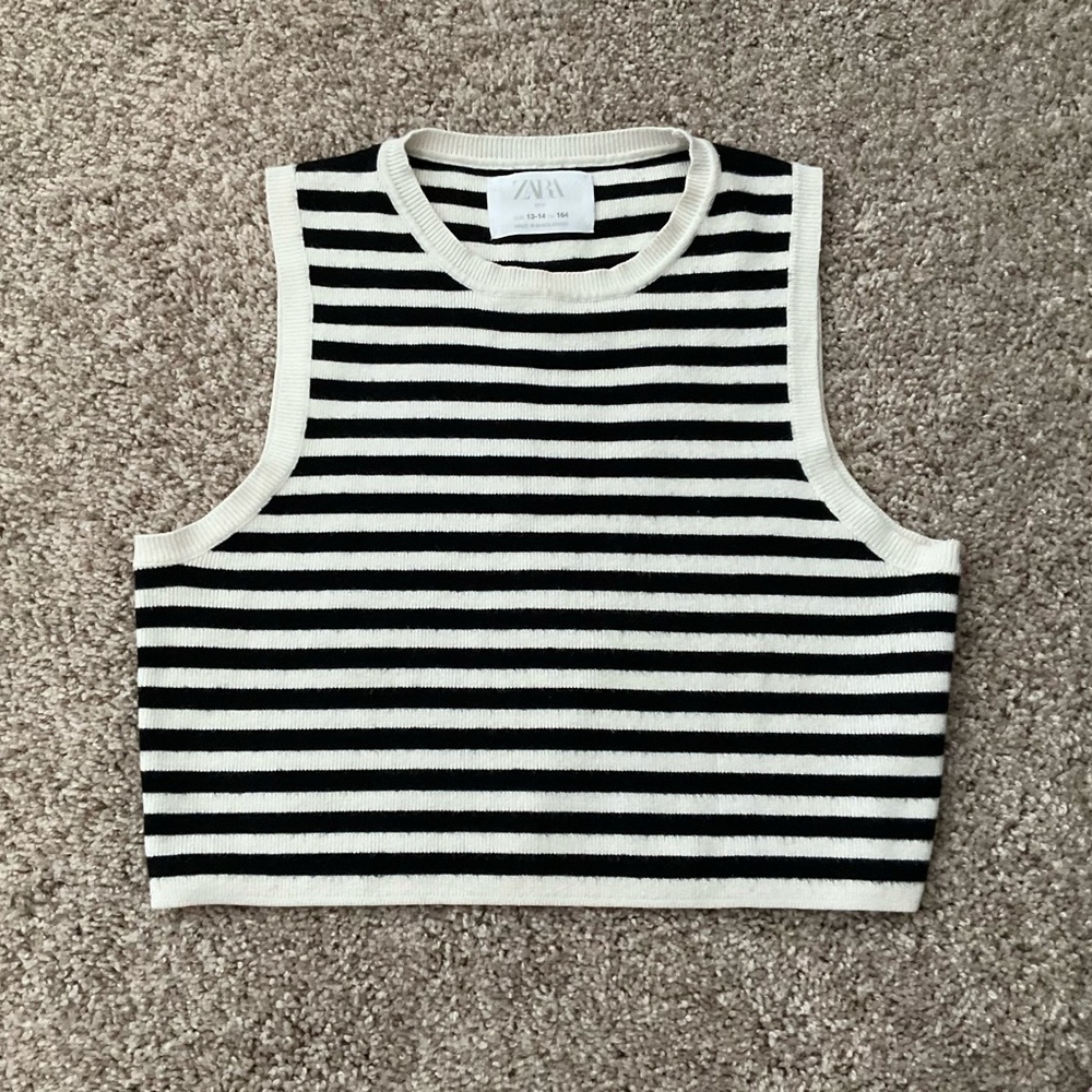 ZARA sleeveless crop top like-new